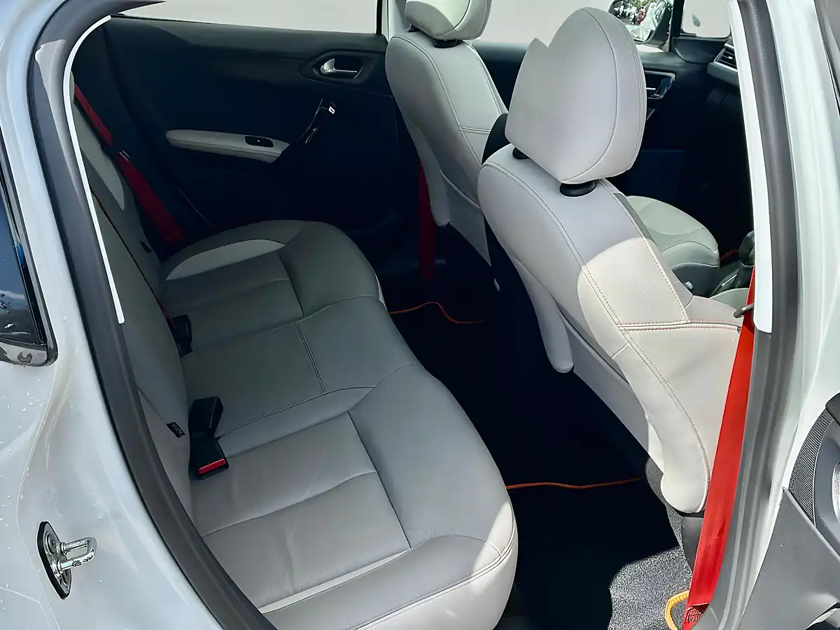 Used 2014 Peugeot 208 Roland Garros White - Interior and Exterior details 8