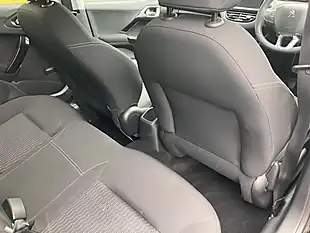 Used 2014 Peugeot 208 Style Blue - Interior and Exterior details 11