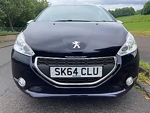 Used 2014 Peugeot 208 Style Blue - Interior and Exterior details 7