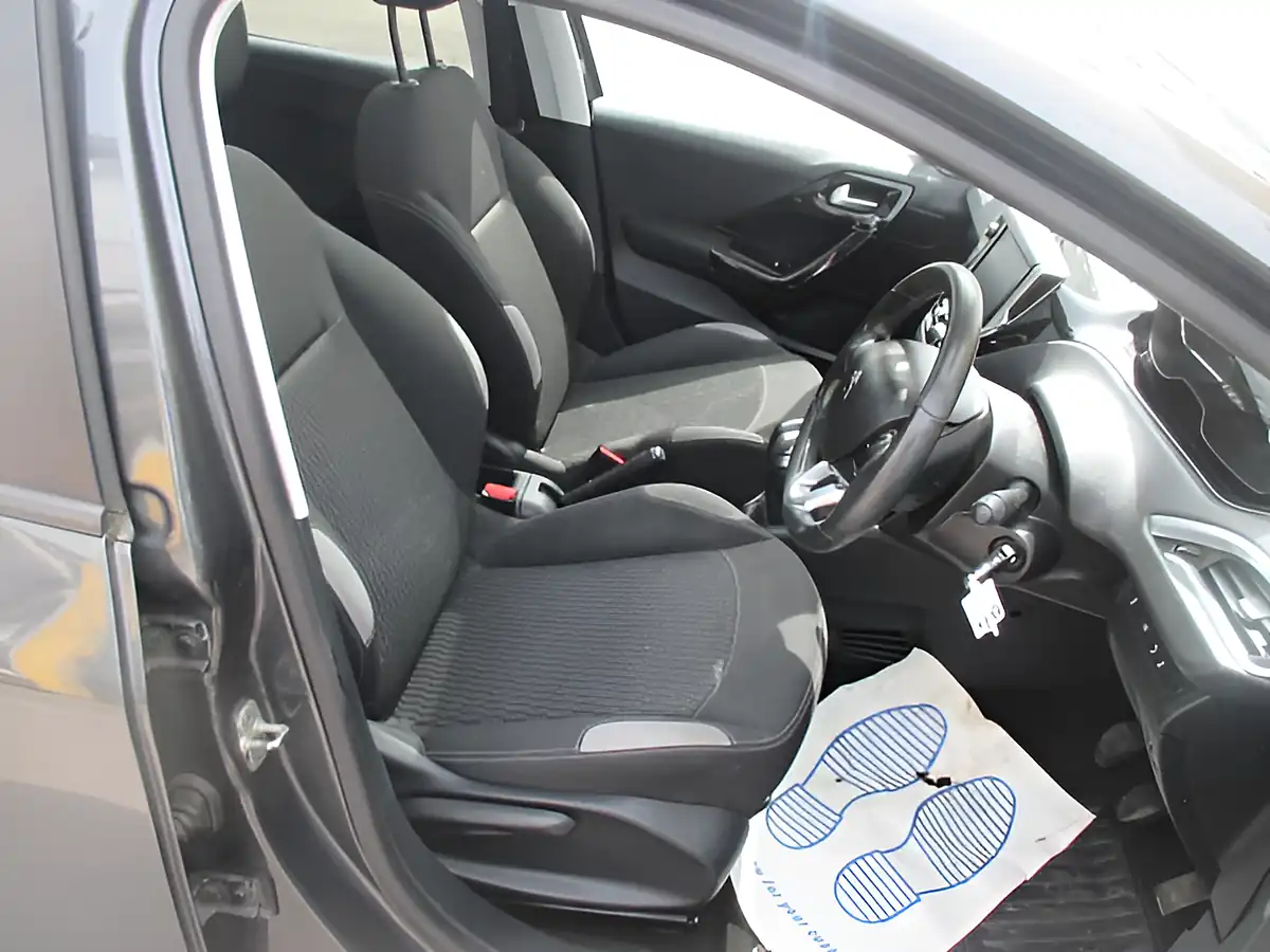 Used 2014 Peugeot 208 Style Grey - Interior and Exterior details 7