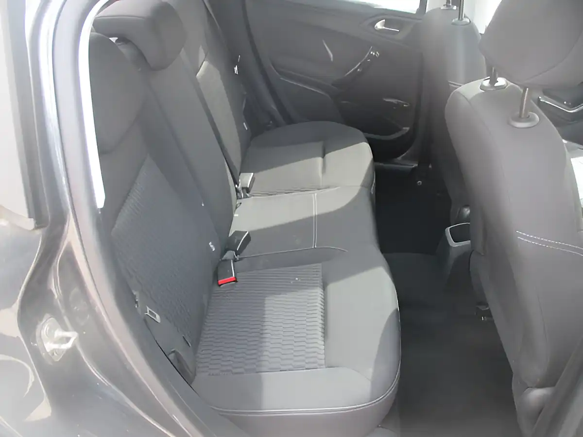 Used 2014 Peugeot 208 Style Grey - Interior and Exterior details 8