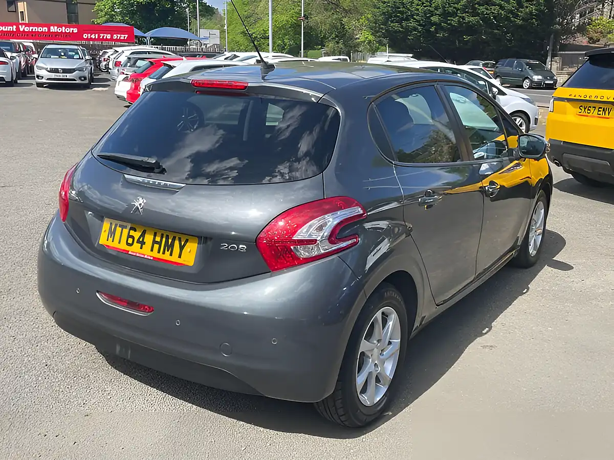 Used 2014 Peugeot 208 Style Grey - Interior and Exterior details 8