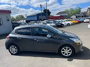 Used 2014 Peugeot 208 Style Grey - Interior and Exterior details 9