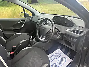 Used 2014 Peugeot 208 Style Nera Black - Interior and Exterior details 12
