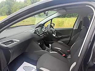 Used 2014 Peugeot 208 Style Nera Black - Interior and Exterior details 7