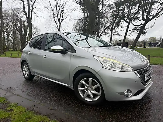 2014 Peugeot 208 Style 1.2 VTi