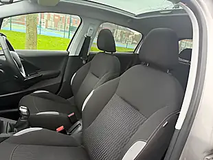 Used 2014 Peugeot 208 Style Silver - Interior and Exterior details 12