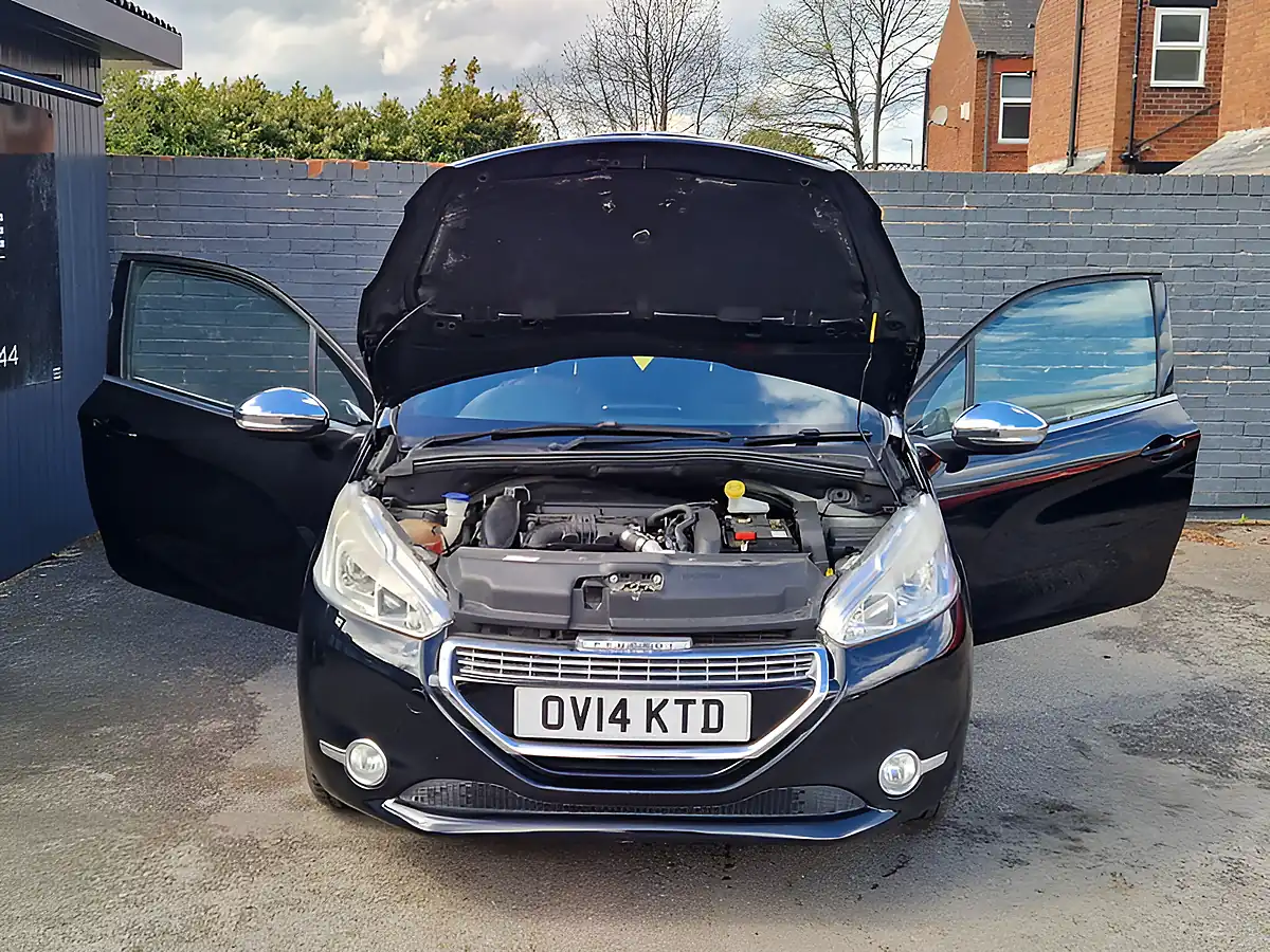 Used 2014 Peugeot 208 Xy Black - Interior and Exterior details 10