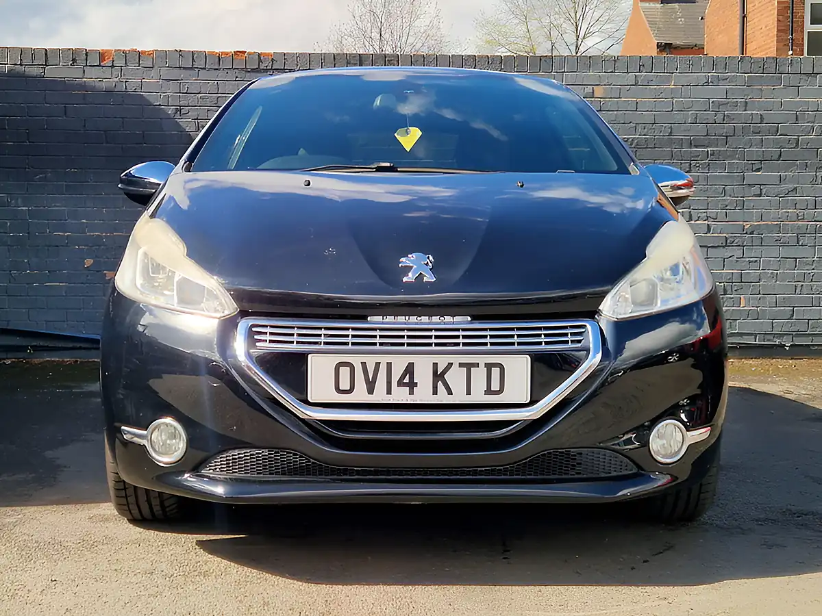Used 2014 Peugeot 208 Xy Black - Interior and Exterior details 11