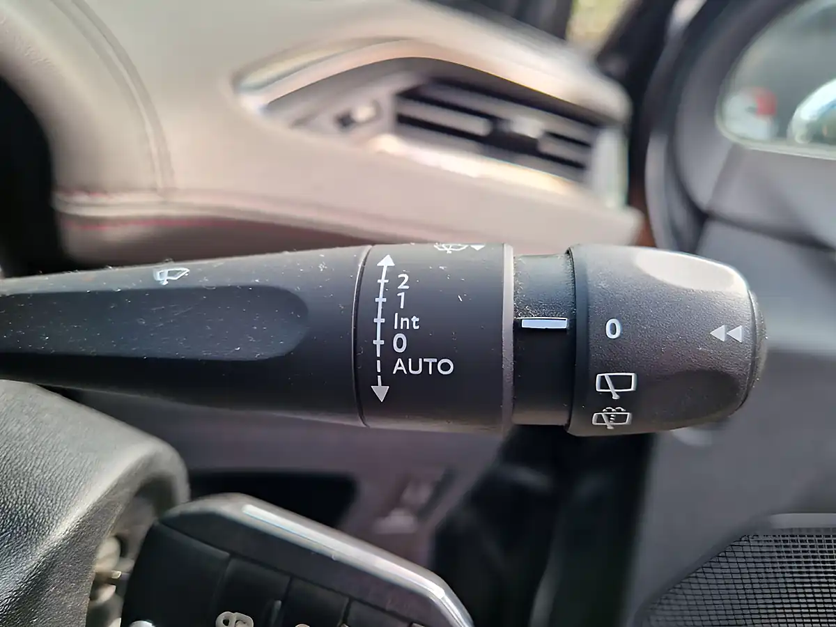 Used 2014 Peugeot 208 Xy Black - Interior and Exterior details 18