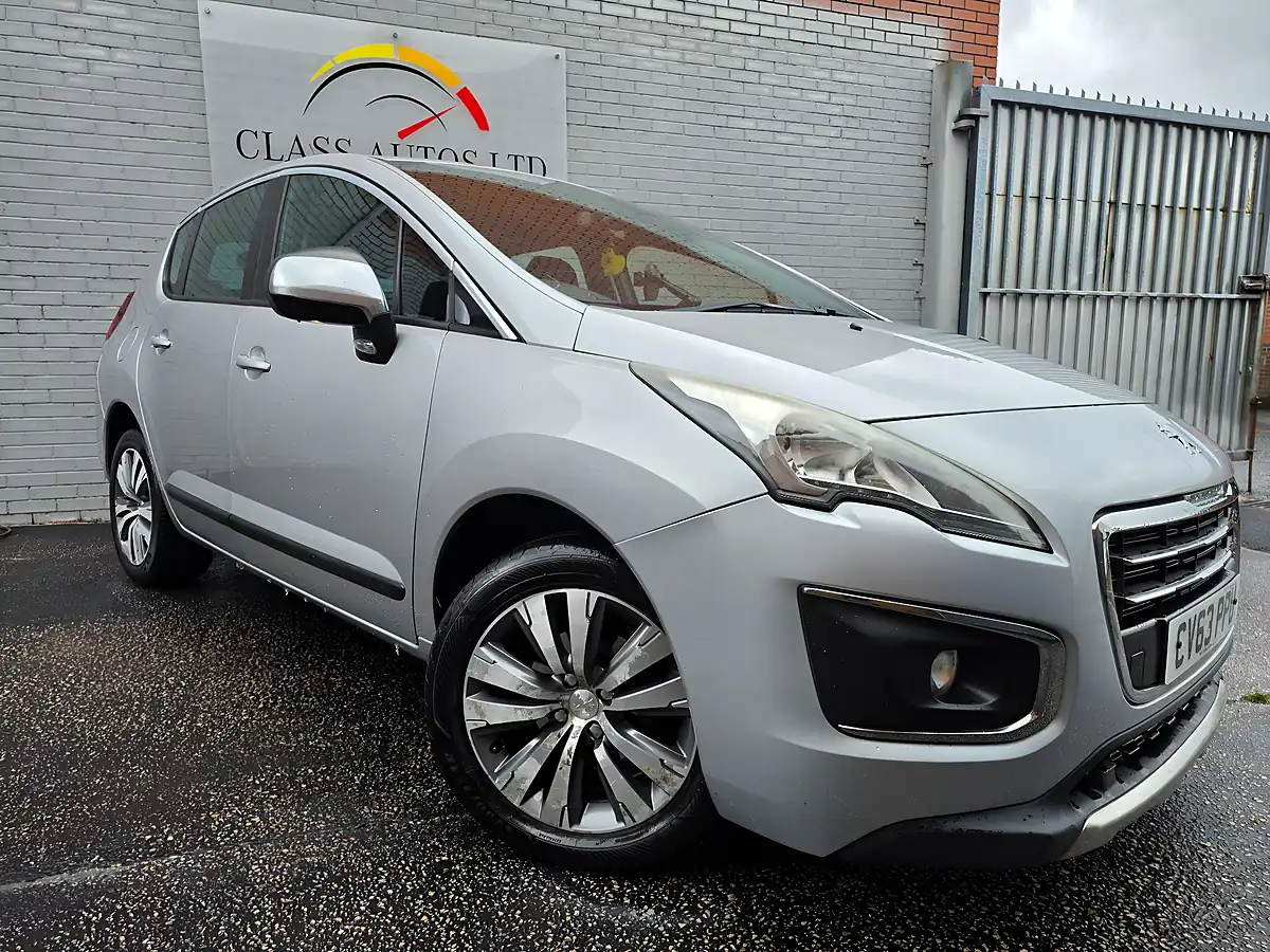 Used 2014 Peugeot 3008 Active Egc Silver - Front View