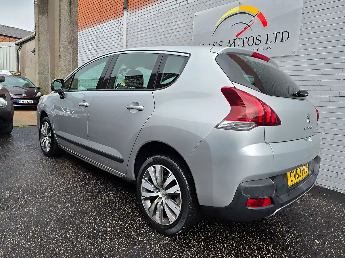 Used 2014 Peugeot 3008 Active Egc Silver - Interior and Exterior details 3