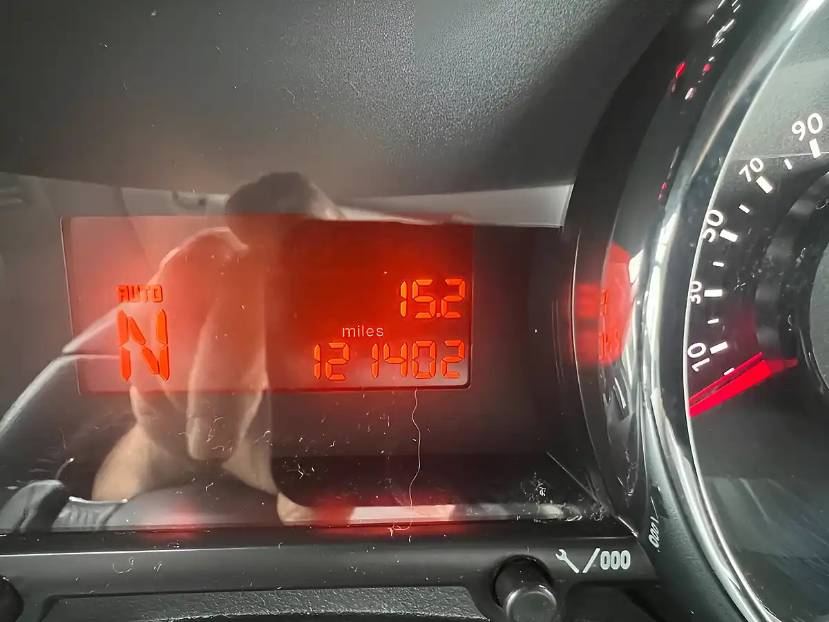 Used 2014 Peugeot 3008 Active Grey - Interior and Exterior details 18