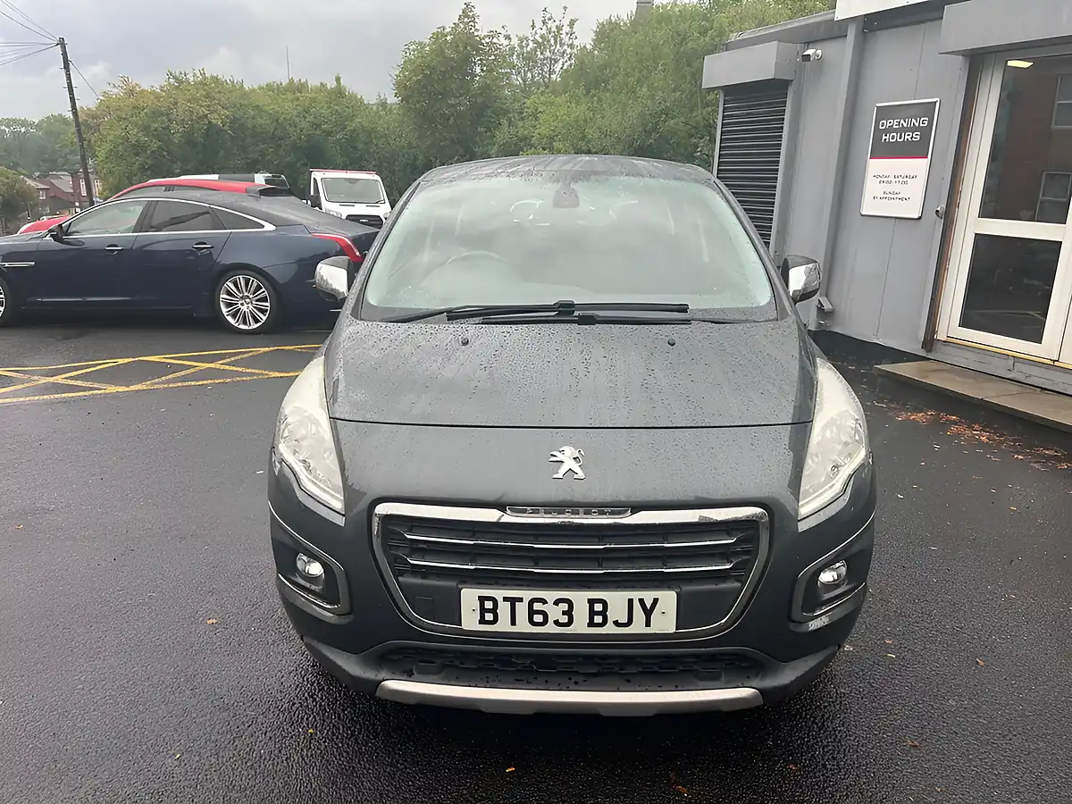 Used 2014 Peugeot 3008 Active Grey - Interior and Exterior details 2