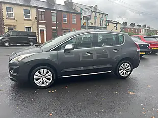 Used 2014 Peugeot 3008 Active Grey - Interior and Exterior details 4