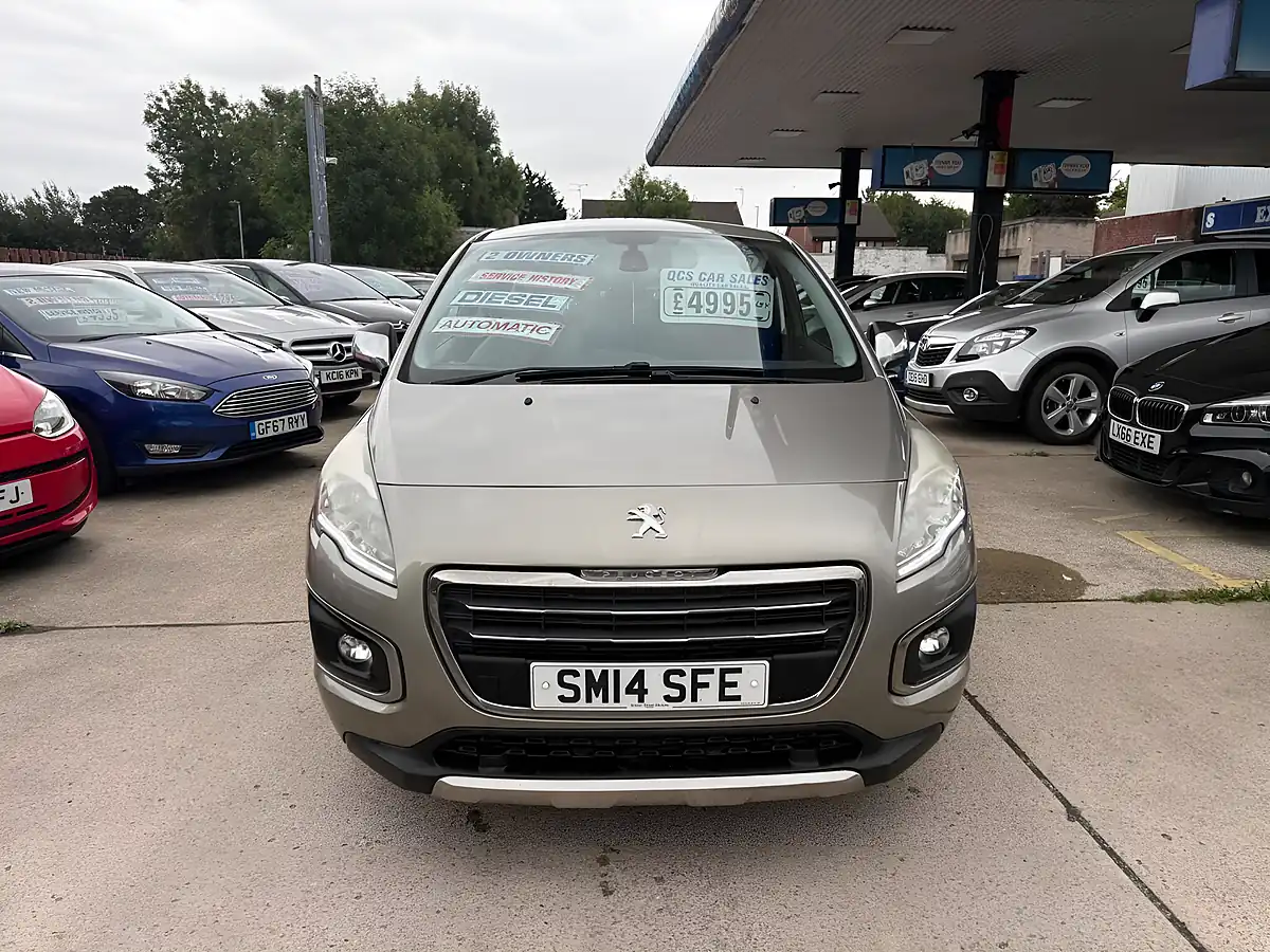 Used 2014 Peugeot 3008 Active Grey - Interior and Exterior details 8