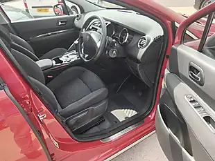Used 2014 Peugeot 3008 Active Red - Interior and Exterior details 13