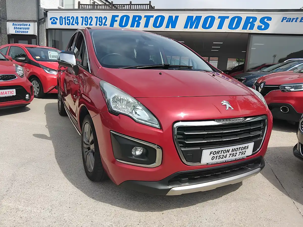 Used 2014 Peugeot 3008 Active Red - Interior and Exterior details 2