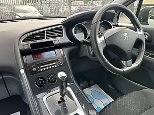 Used 2014 Peugeot 3008 Active Silver - Interior and Exterior details 19