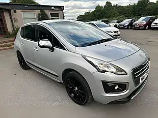 Used 2014 Peugeot 3008 Active Silver - Interior and Exterior details 8