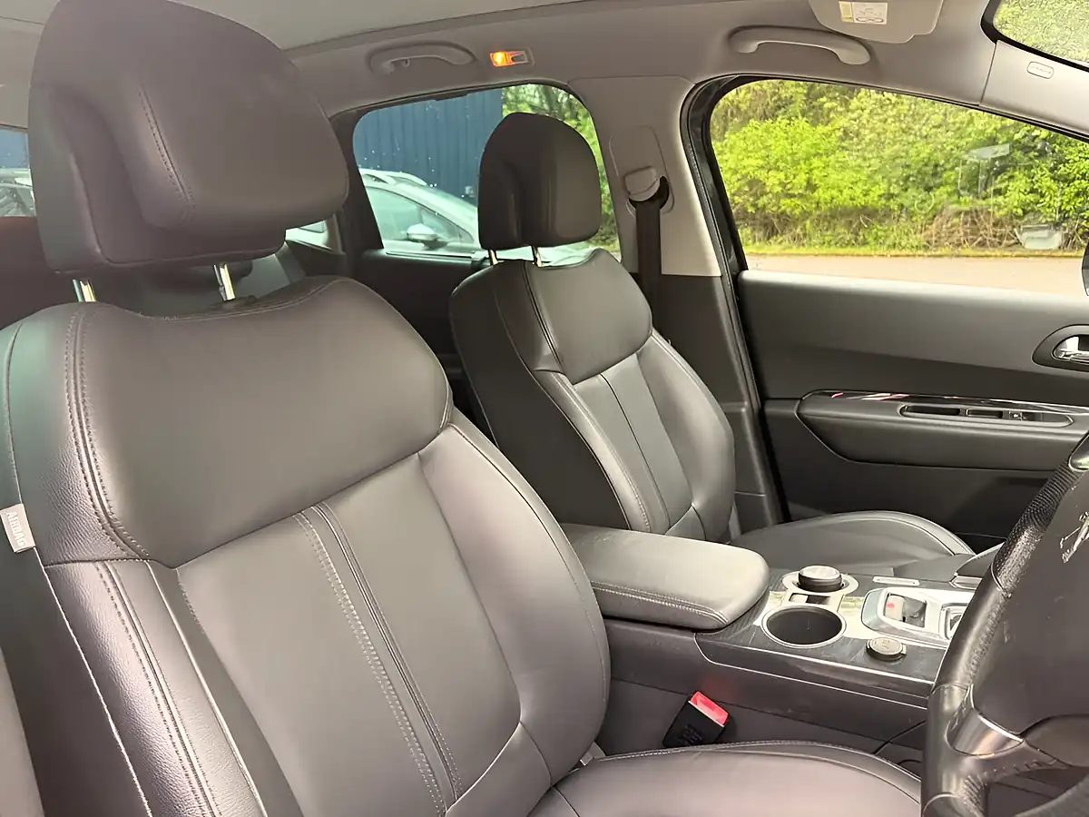 Used 2014 Peugeot 3008 Allure Black - Interior and Exterior details 4