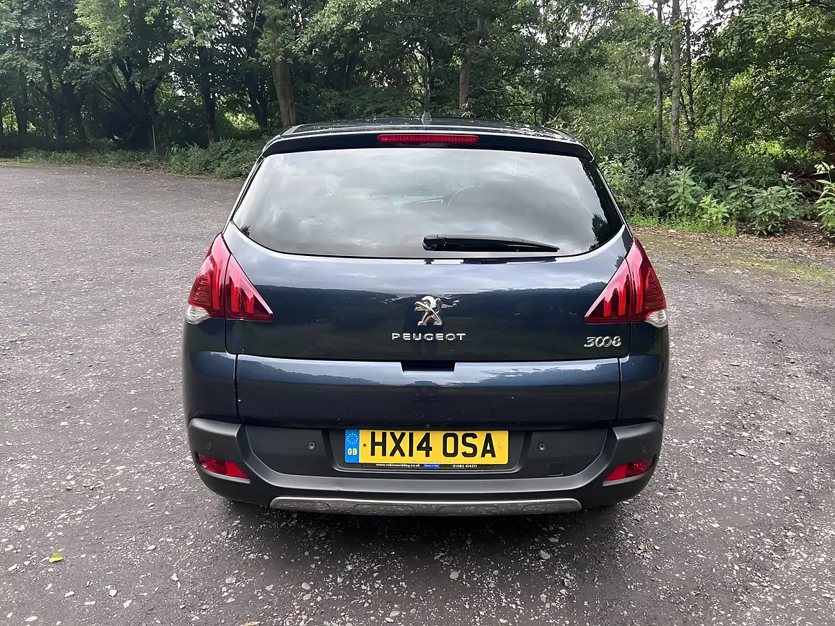 Used 2014 Peugeot 3008 Allure Blue - Interior and Exterior details 5