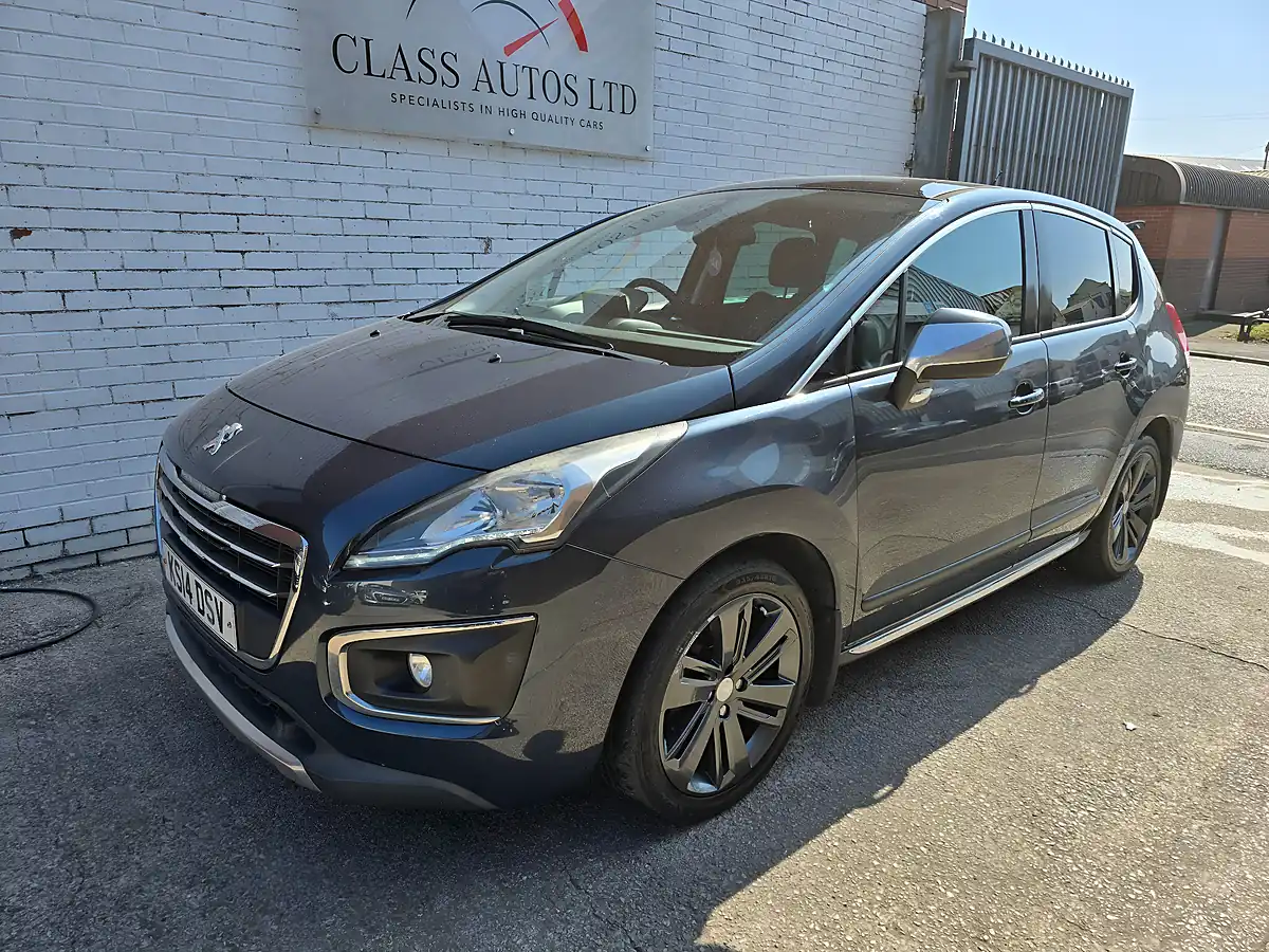Used 2014 Peugeot 3008 Allure Blue - Interior and Exterior details 3