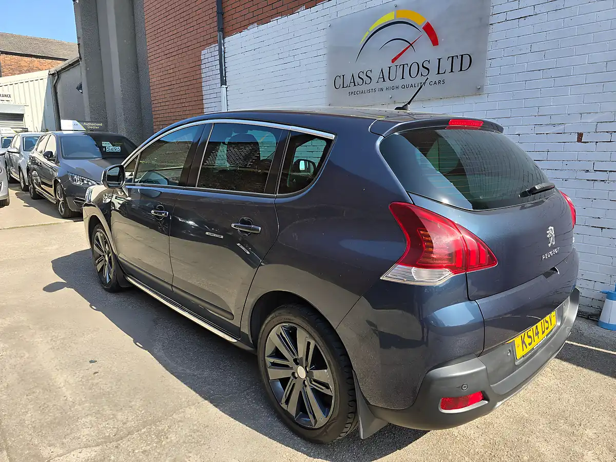 Used 2014 Peugeot 3008 Allure Blue - Interior and Exterior details 4