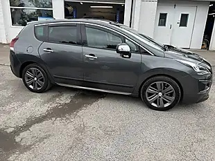 Used 2014 Peugeot 3008 Allure Grey - Interior and Exterior details 2