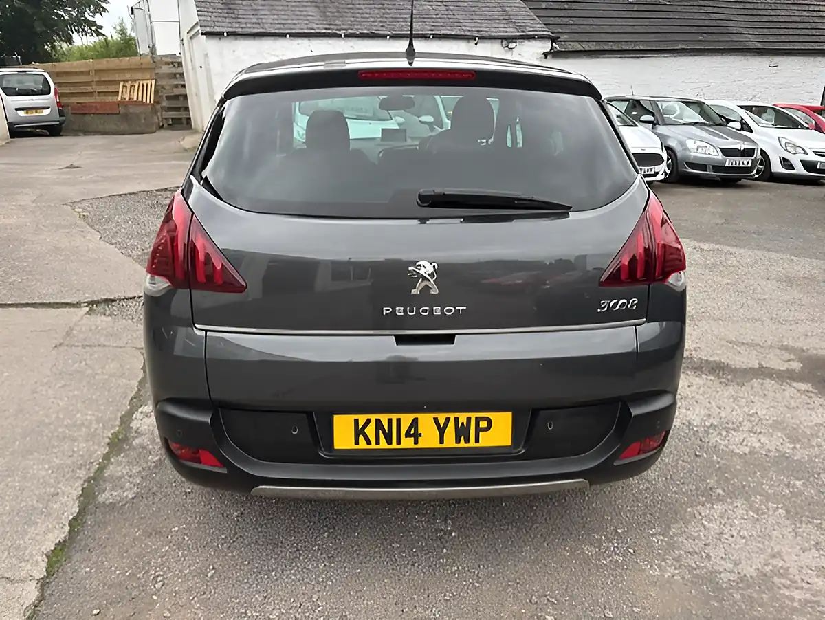 Used 2014 Peugeot 3008 Allure Grey - Interior and Exterior details 5