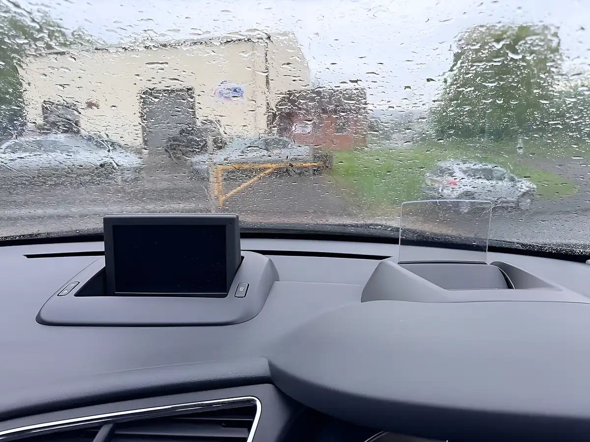 Used 2014 Peugeot 3008 Allure Grey - Interior and Exterior details 10