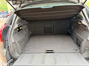 Used 2014 Peugeot 3008 Allure Grey - Interior and Exterior details 18