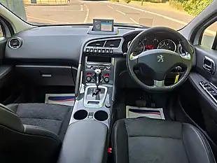 Used 2014 Peugeot 3008 Allure Silver - Interior and Exterior details 11