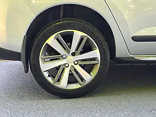 Used 2014 Peugeot 3008 Allure Silver - Interior and Exterior details 18