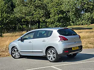 Used 2014 Peugeot 3008 Allure Silver - Interior and Exterior details 5