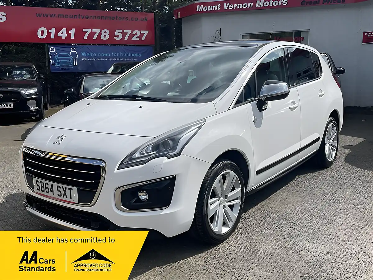 Used 2014 Peugeot 3008 Crossway White - Front View