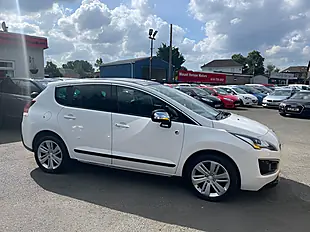 Used 2014 Peugeot 3008 Crossway White - Interior and Exterior details 8