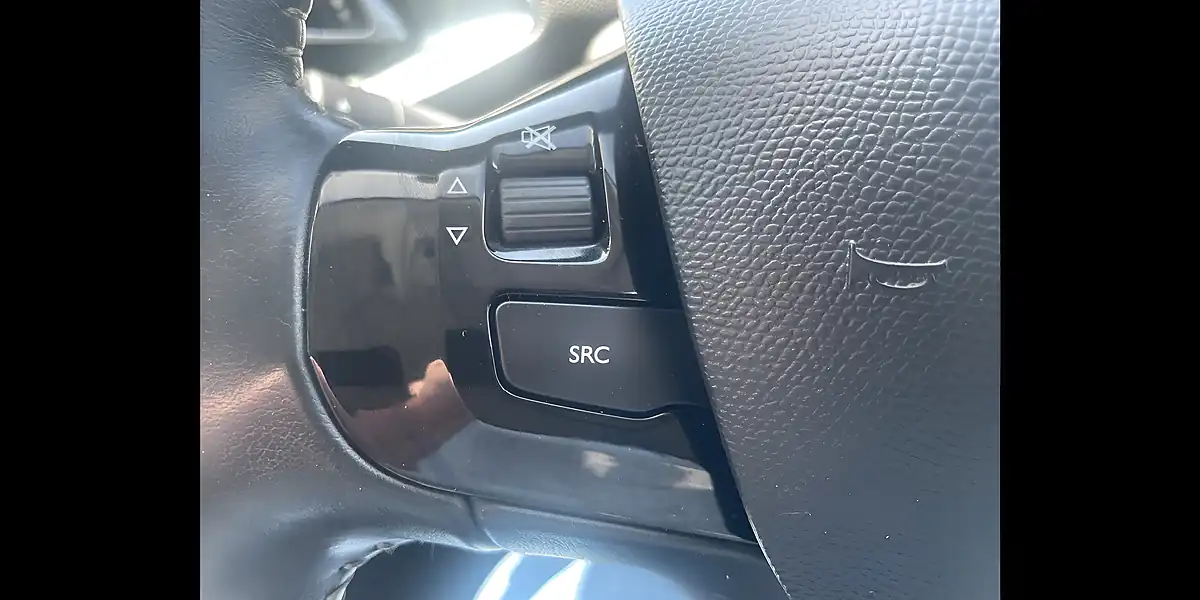 Used 2014 Peugeot 308 Active Black - Interior and Exterior details 17