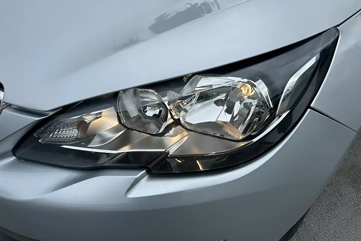 Used 2014 Peugeot 308 Active Silver - Interior and Exterior details 19