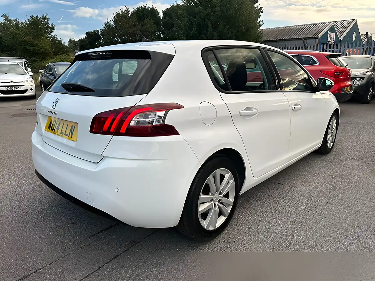 Used 2014 Peugeot 308 Active White - Interior and Exterior details 10