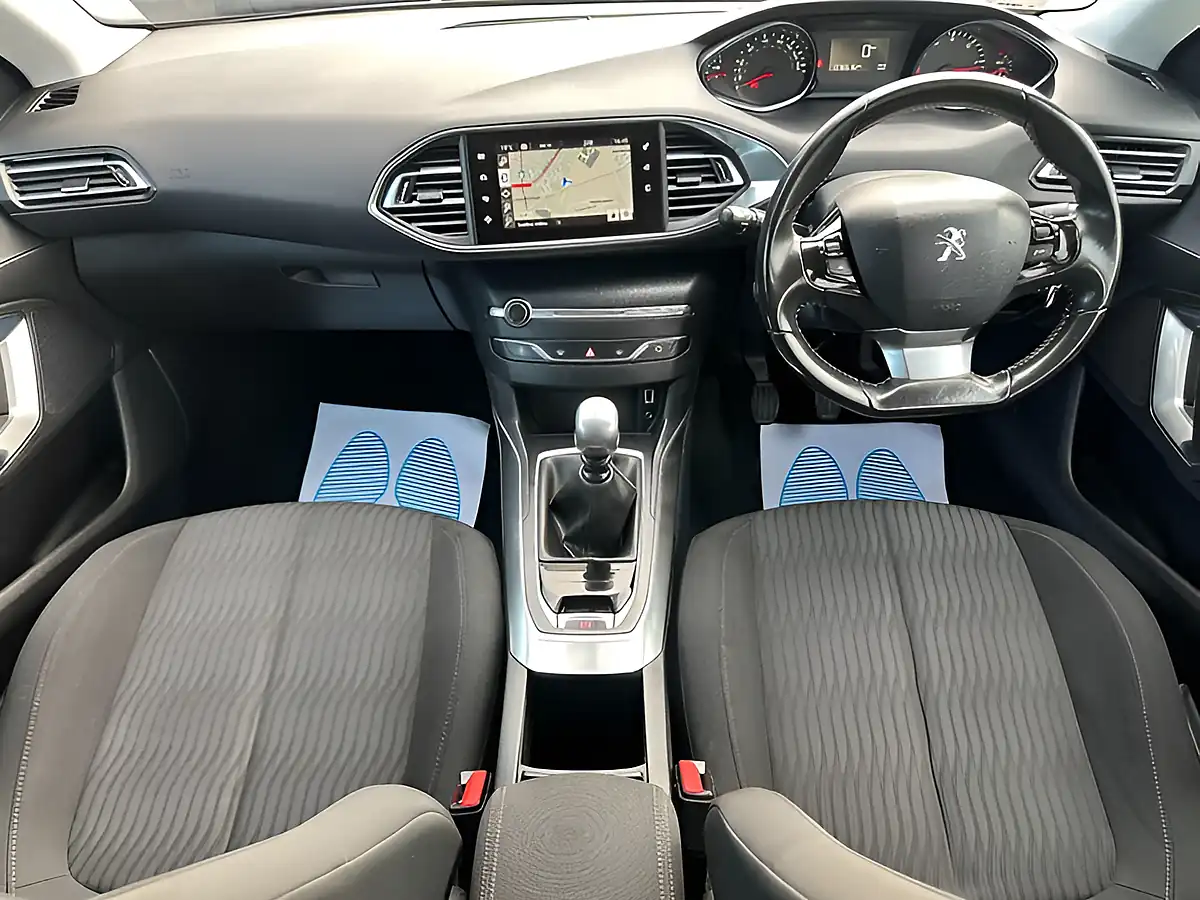 Used 2014 Peugeot 308 Active White - Interior and Exterior details 18