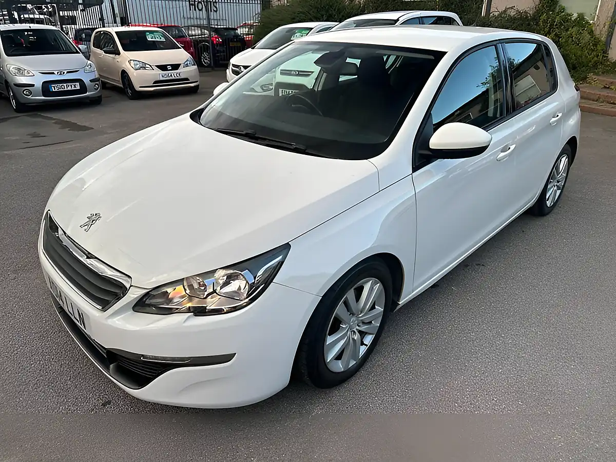 Used 2014 Peugeot 308 Active White - Interior and Exterior details 9