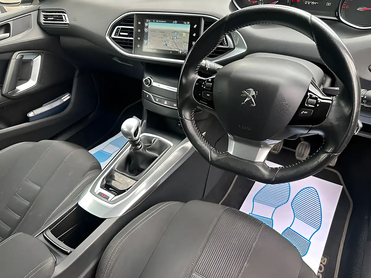 Used 2014 Peugeot 308 Allure Black - Interior and Exterior details 2