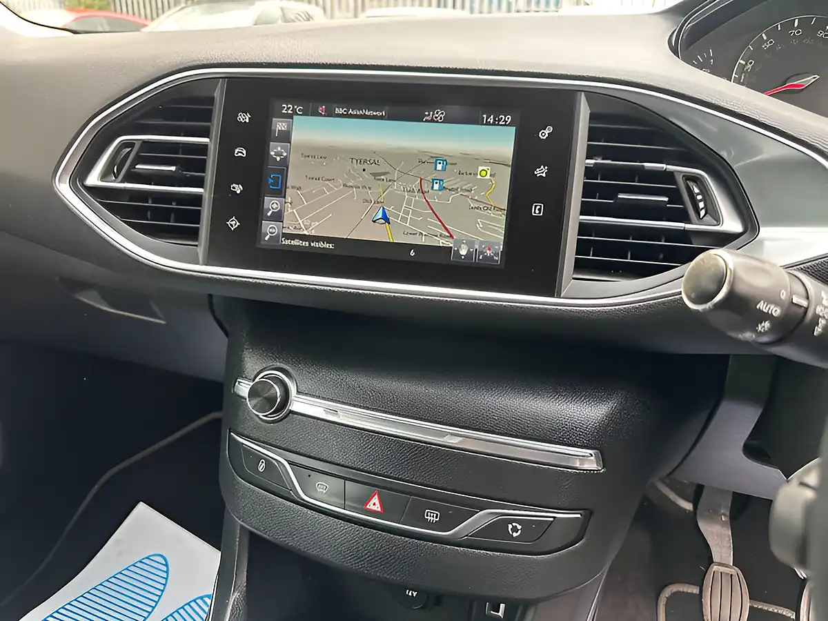 Used 2014 Peugeot 308 Allure Black - Interior and Exterior details 6
