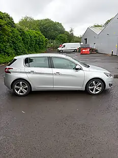 Used 2014 Peugeot 308 Allure Silver - Interior and Exterior details 8