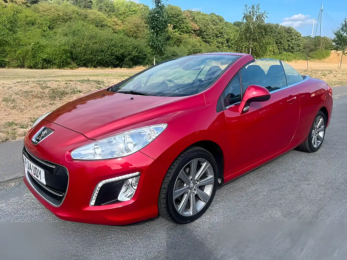 Used 2014 Peugeot 308 Cc Active Red - Interior and Exterior details 5