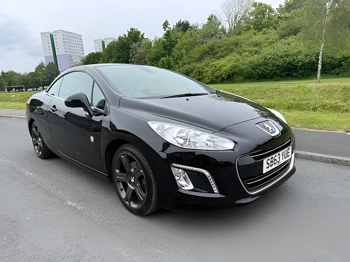 Used 2014 Peugeot 308 Cc Roland Garros Black - Interior and Exterior details 7