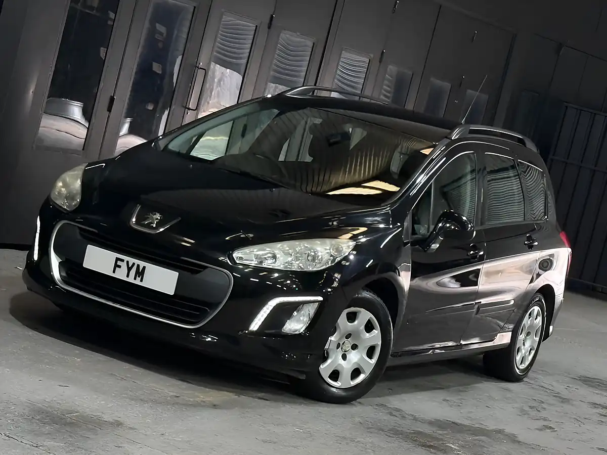 Used 2014 Peugeot 308 Sw Access Black - Interior and Exterior details 18