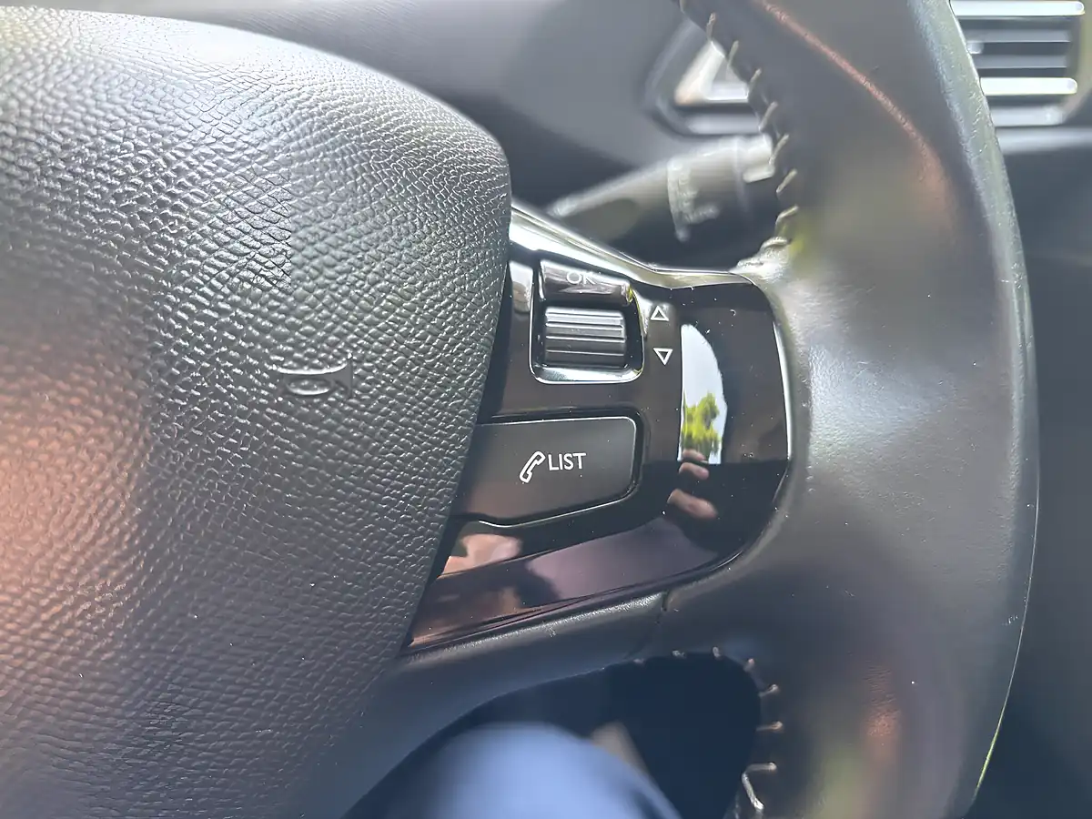 Used 2014 Peugeot 308 Sw Active Grey - Interior and Exterior details 14