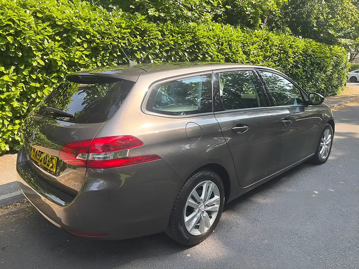 Used 2014 Peugeot 308 Sw Active Grey - Interior and Exterior details 8